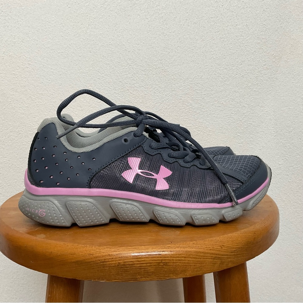 Under Armour Grey, Lilac Micro G Assert 6 Running Shoes Size 6 Gym Athletic